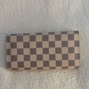 Cream Wallet